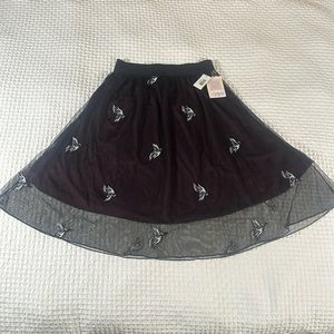 LuLaRoe Women’s Lola Sheer Embroidered with Cranes Skirt/Size: M/ RARE (NWT)